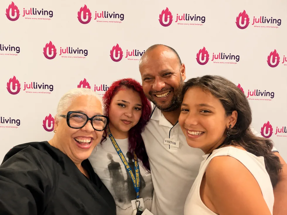 Jennifer with her two daughters at a Julliving event